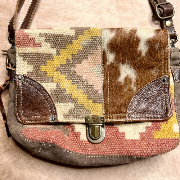 Myra Bag Patchwork Animal Print Southwestern Tapestry Shoulder Bag Fringe Boho - Picture 2 of 8